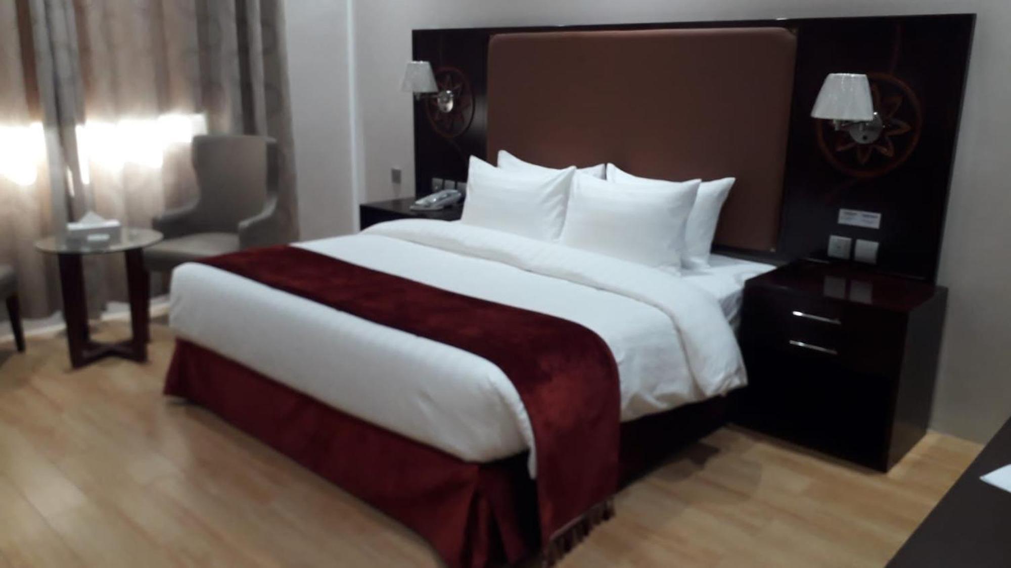 Palm Inn Hotel Doha Exterior photo